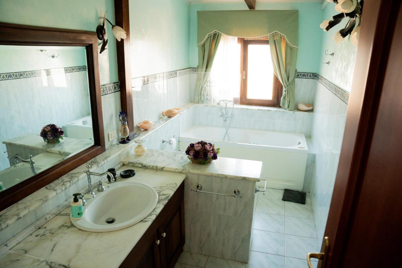 Prestigioso Attico Panoramico Cagliari Villa Eksteriør bilde